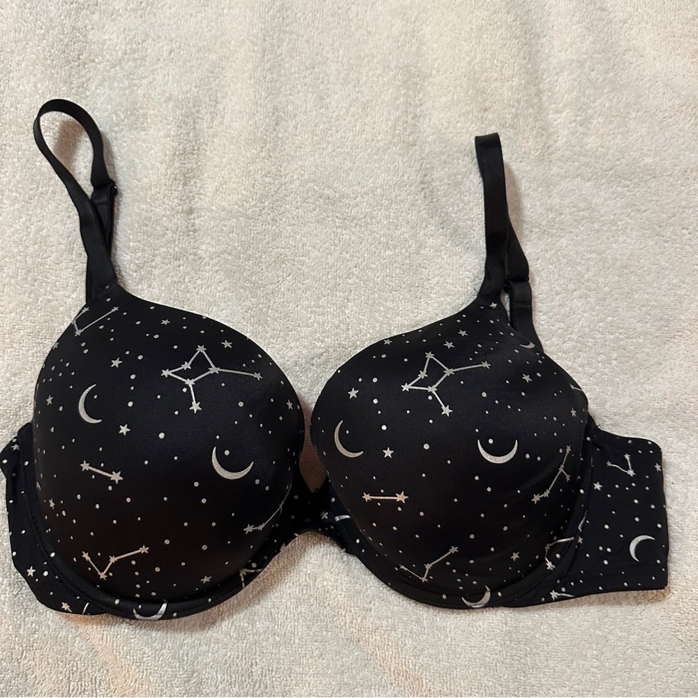 PINK Victoria’s Secret bra, 34DD